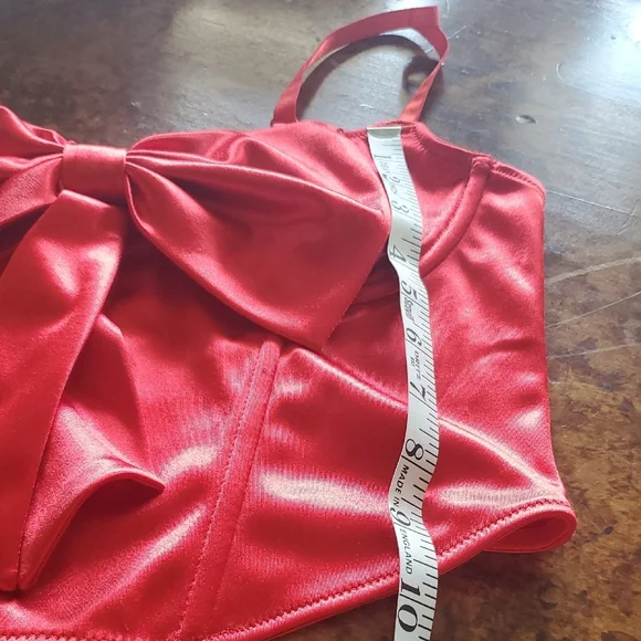 Elegant Red Satin Bow Bustier - Picture 4 of 5